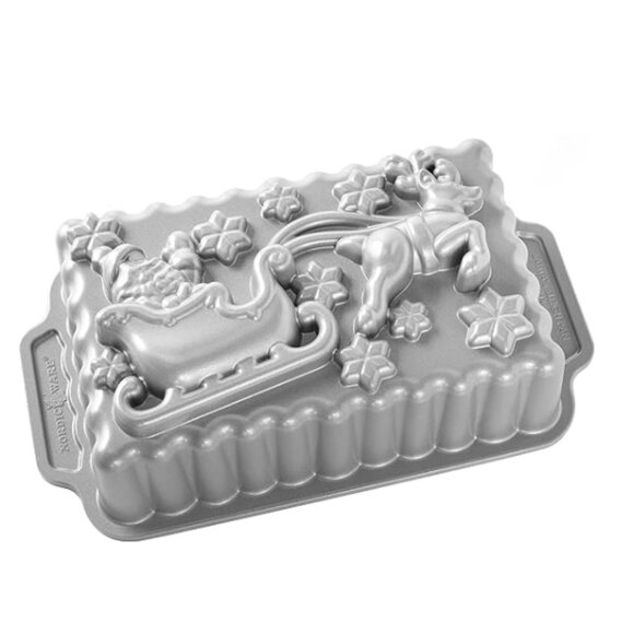 Nordic Ware Other - never been used Nordic Ware Santa's Sleigh Loaf Pan